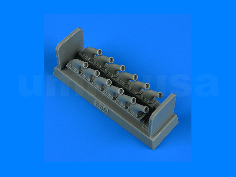 QB32244 P-51D Mustang exhaust 1/32